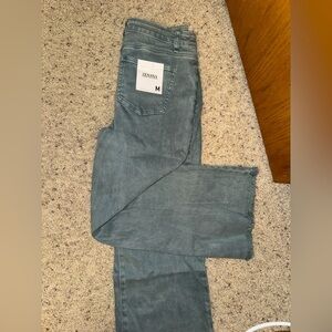 Zenana Outfitters Men's Straight Jeans in Blue